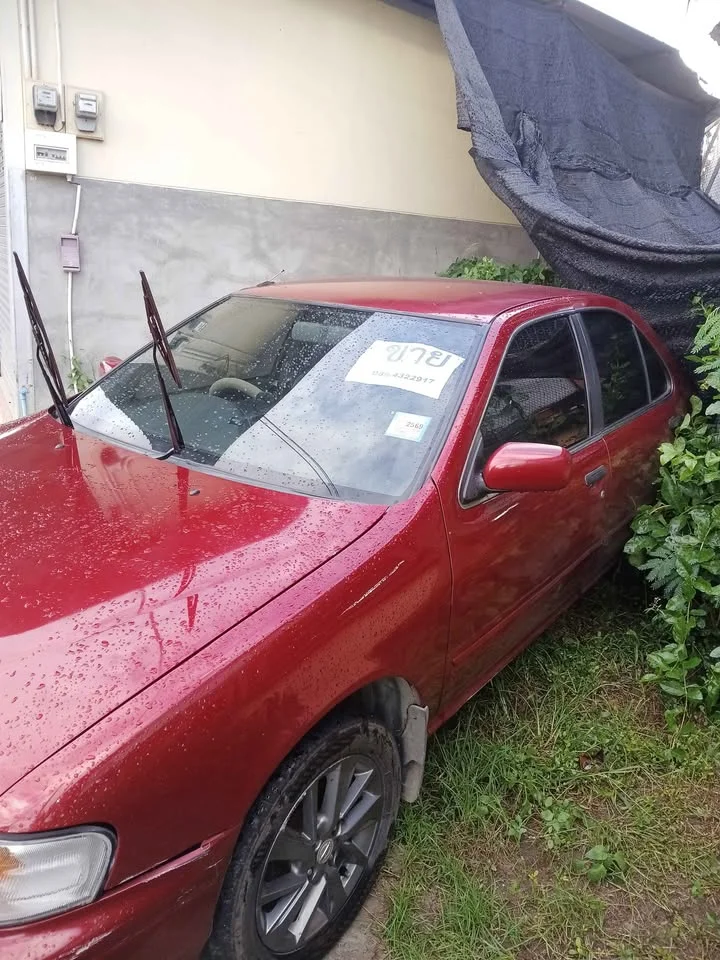 1999 Nissan Sunny IV 2
