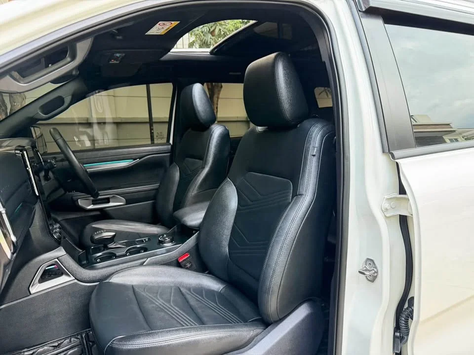 2024 Ford Everest III 3