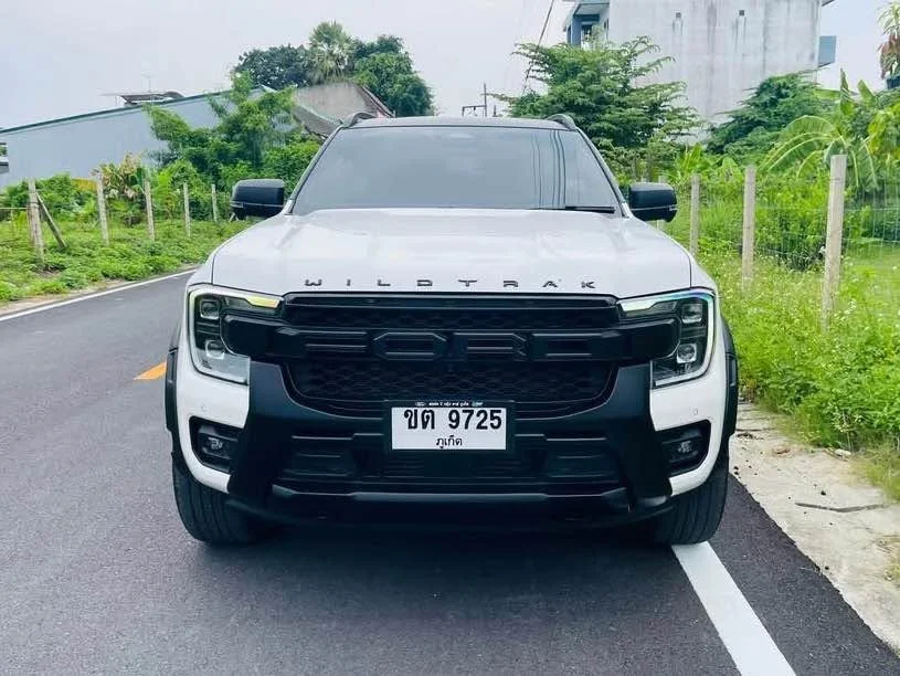 2023 Ford Everest III 3