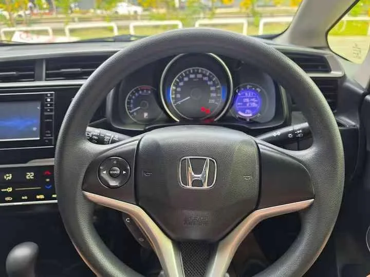 2020 Honda Jazz III 3