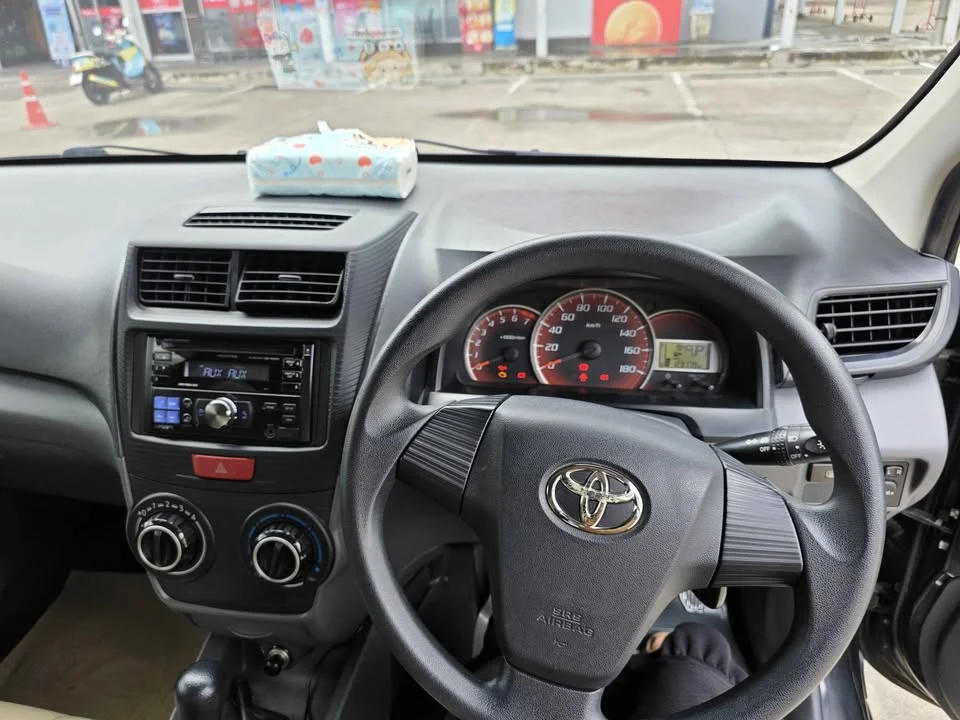 2013 Toyota Avanza II 3