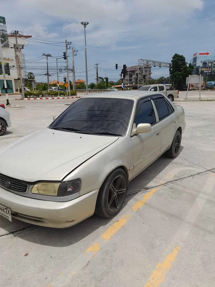 Toyota Corolla Altis VIII (E110) 2
