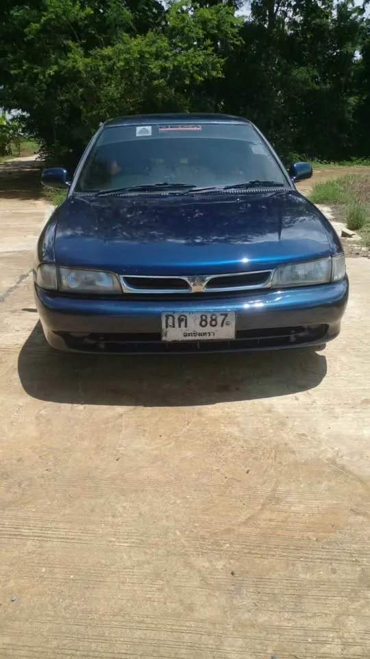 1995 Mitsubishi Lancer VI 2
