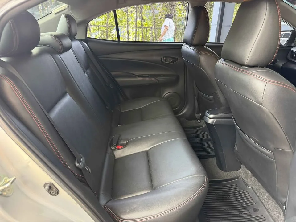 2017 Toyota Yaris ATIV III 3