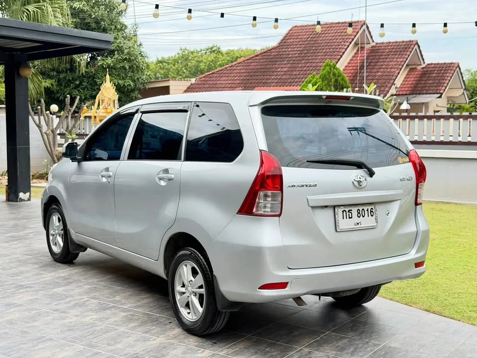 2014 Toyota Avanza II 2