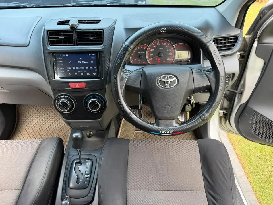 2014 Toyota Avanza II 3
