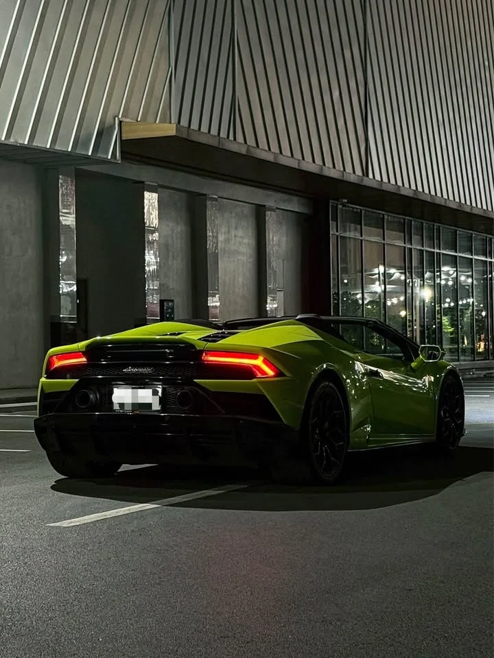 2024 Lamborghini Huracan 2