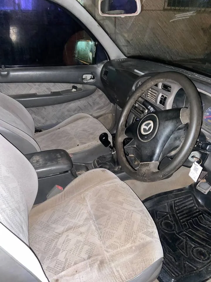 2003 Mazda 2500 Fighter V 3