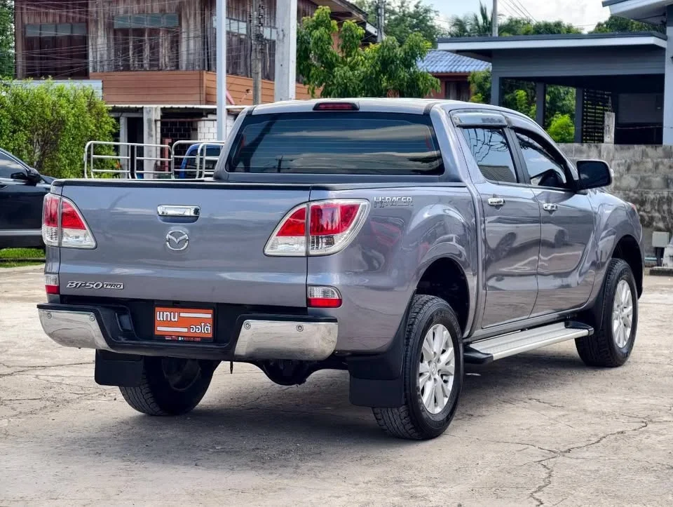 2012 Mazda BT-Series II 3