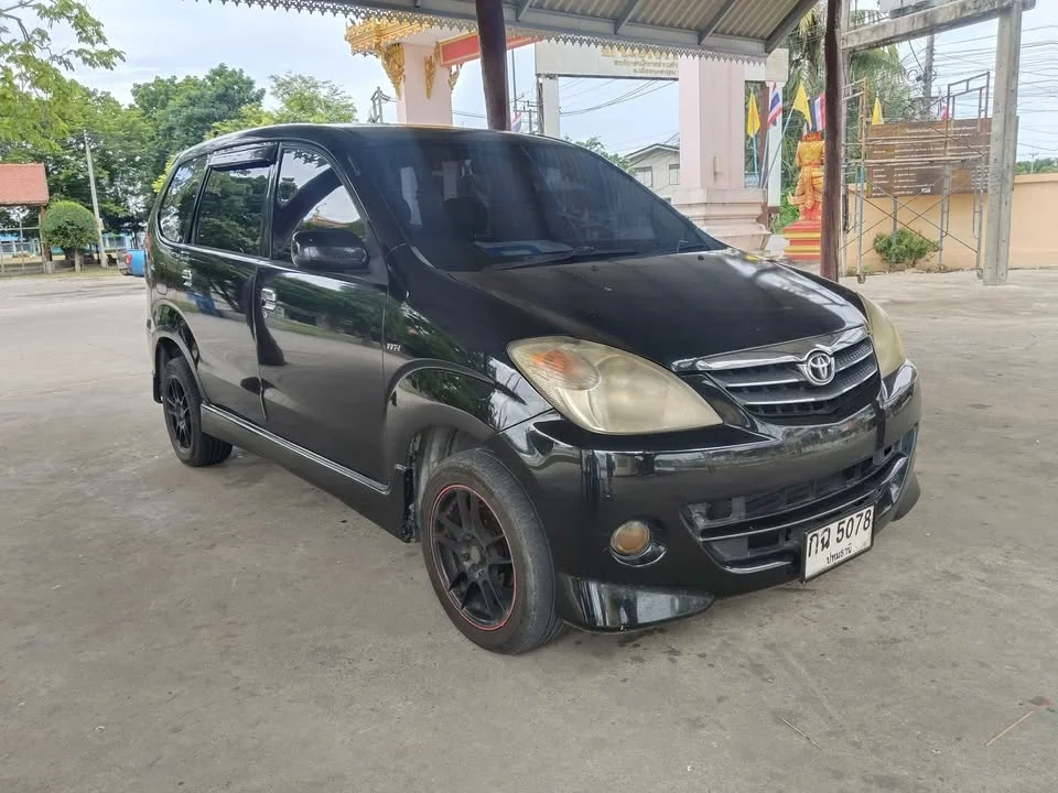 2010 Toyota Avanza I 2