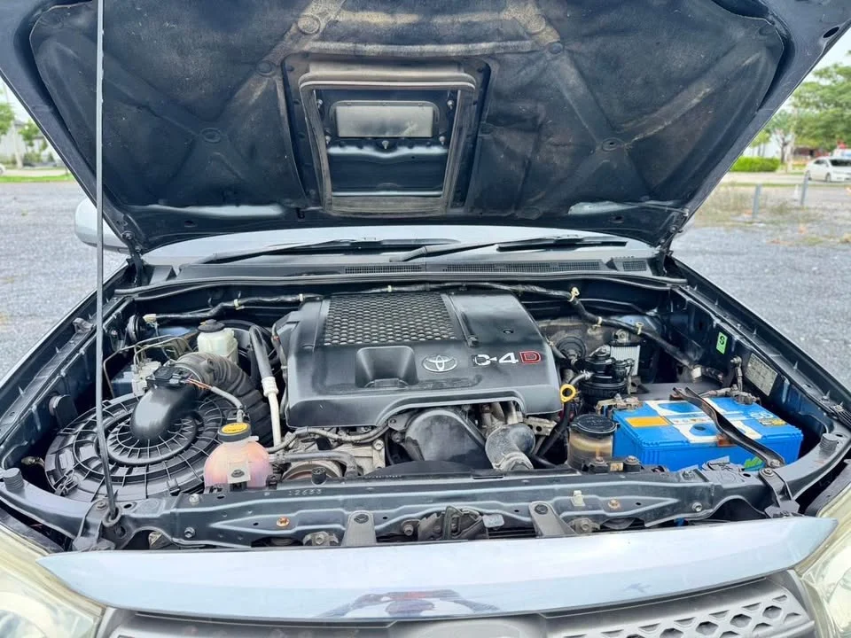 2010 Toyota Fortuner I 2