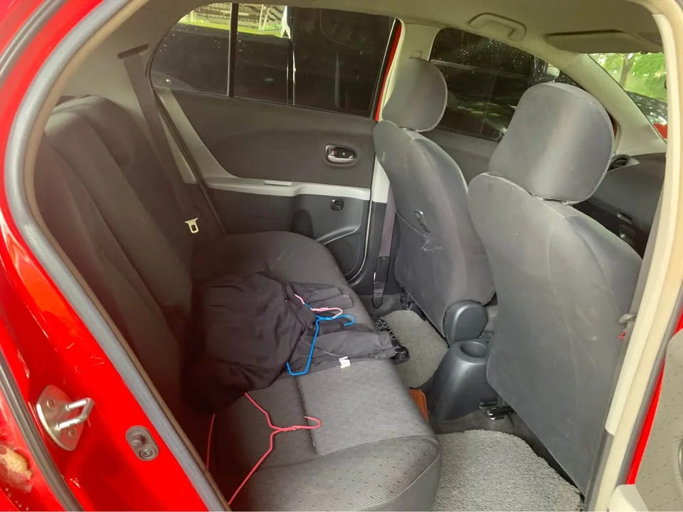 2013 Toyota Yaris II 2