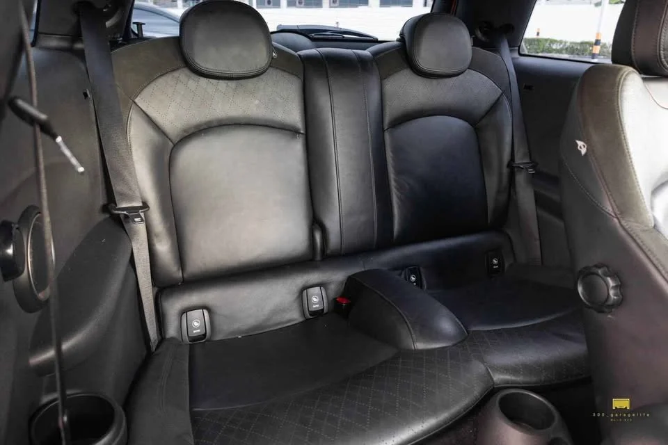 2014 Mini Hatch  III 2