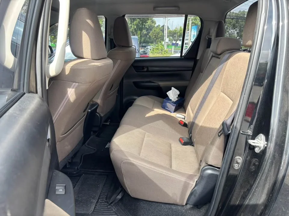 2015 Toyota Hilux VIII 3