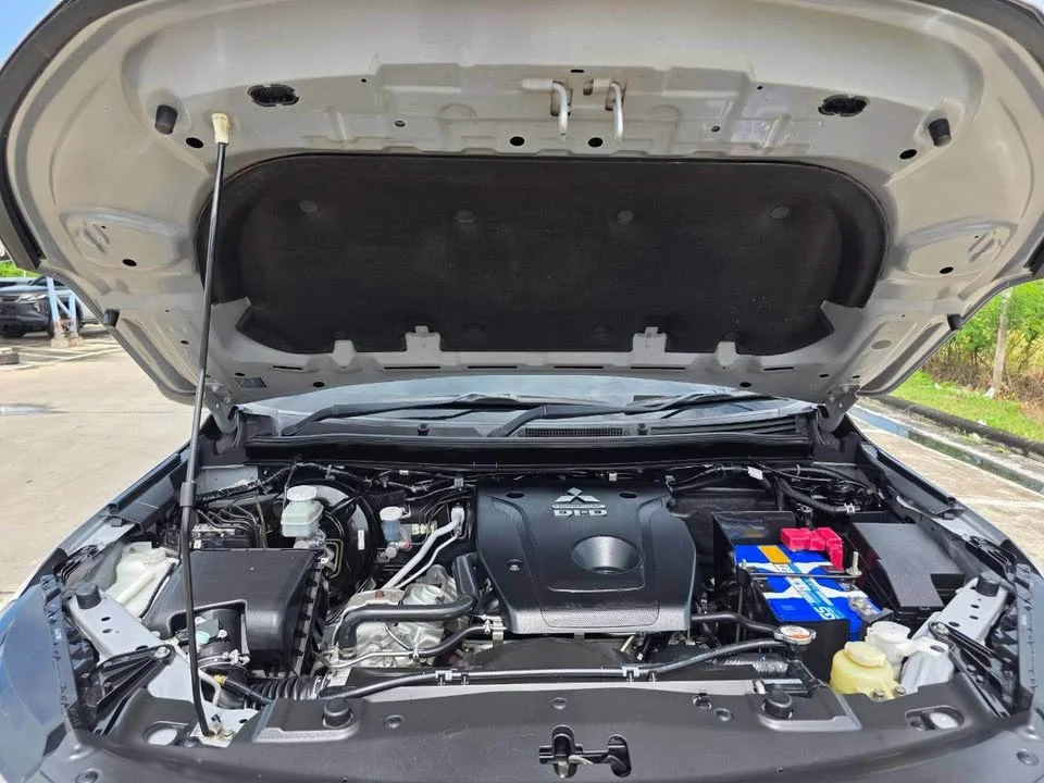 2018 Mitsubishi Triton V 3