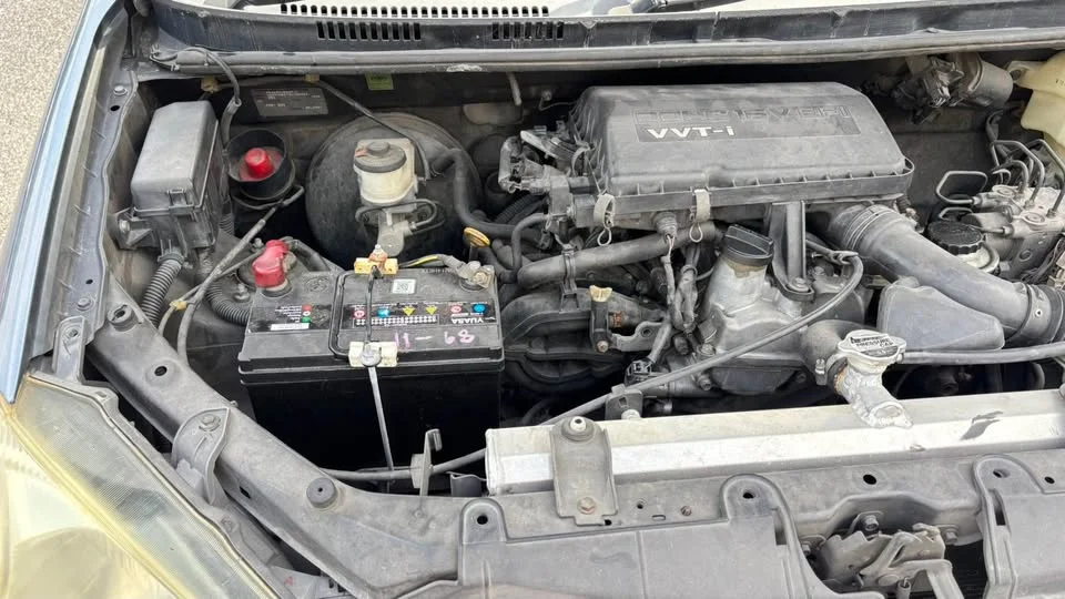 2010 Toyota Avanza I 3