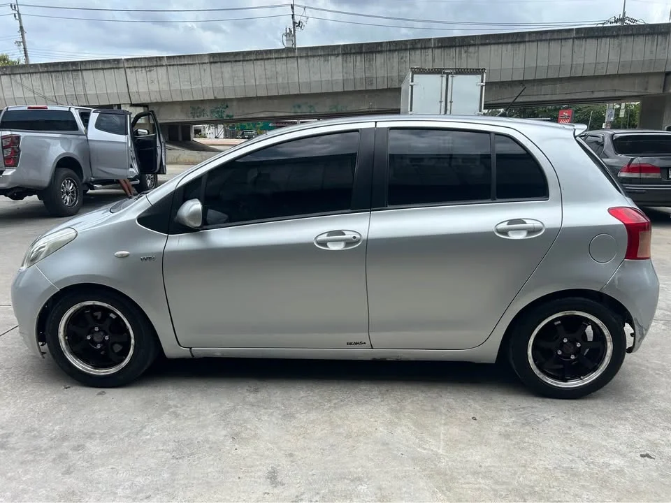 2008 Toyota Yaris II 3