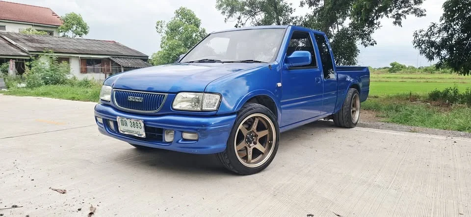 2001 Isuzu Faster Dragon Eyes III 3