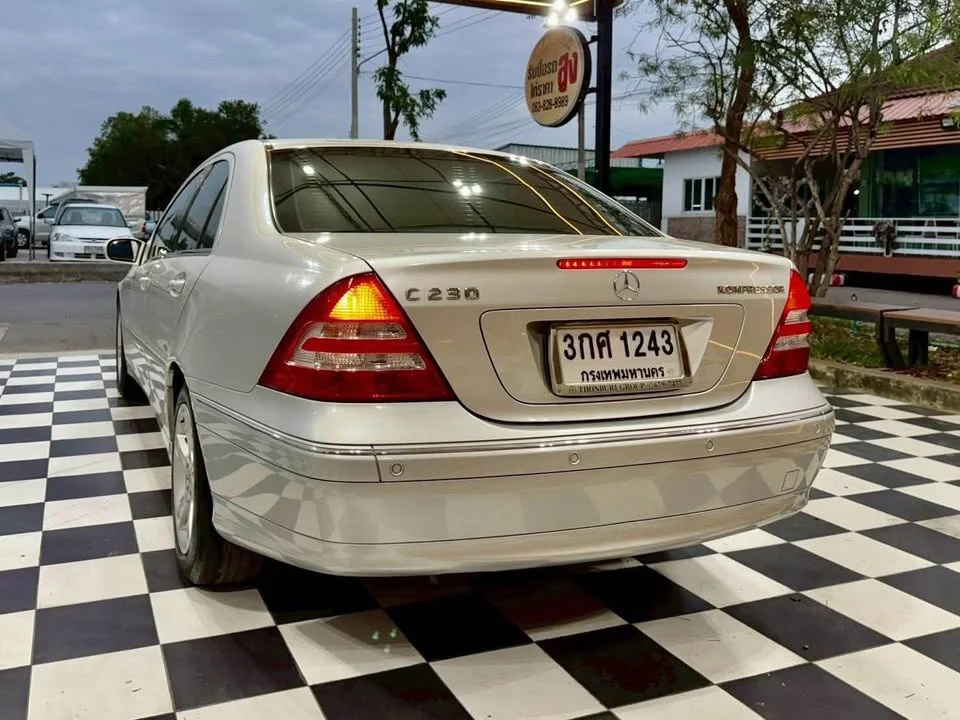 2004 Benz C-Class W203 2