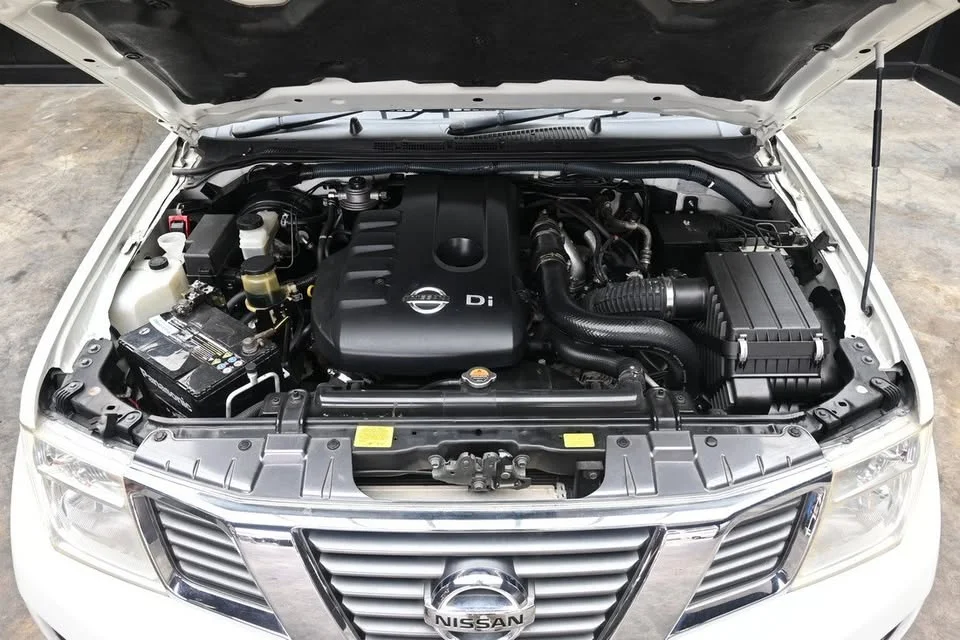 2012 Nissan Navara II 2