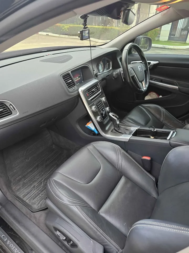 2017 Volvo V60 I 3