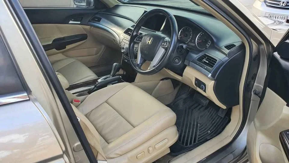 2008 Honda Accord VIII 2