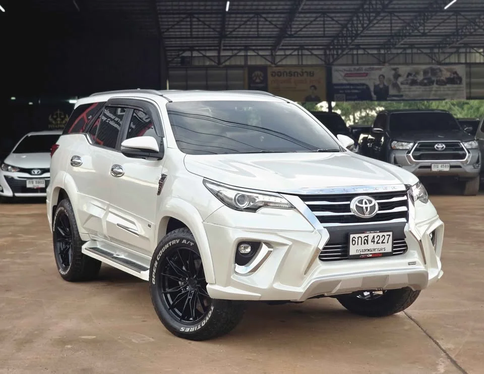 2018 Toyota Fortuner II 2