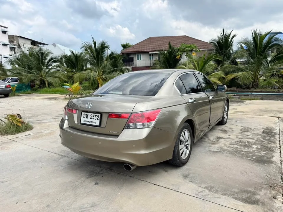 2008 Honda Accord VIII 2