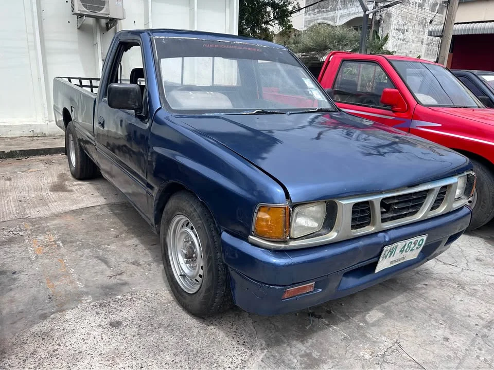 1991 Isuzu TFR III 3
