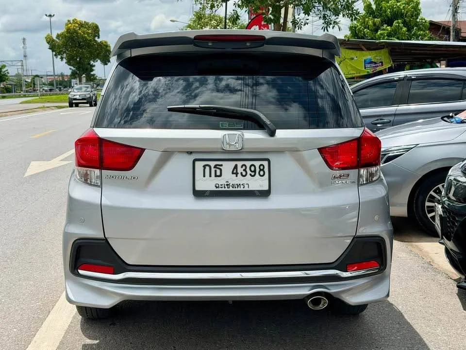 2016 Honda Mobilio II 2