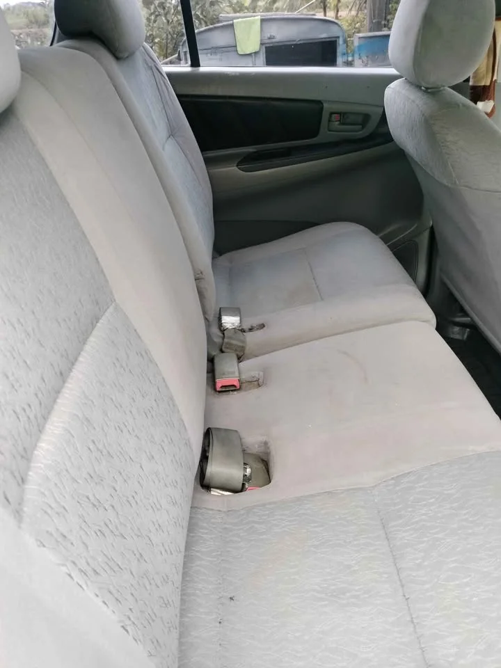 2009 Toyota Innova I 2