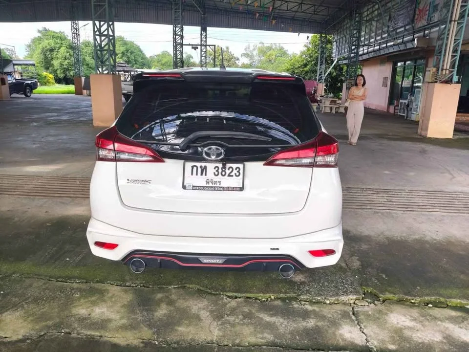 2022 Toyota Yaris III 2