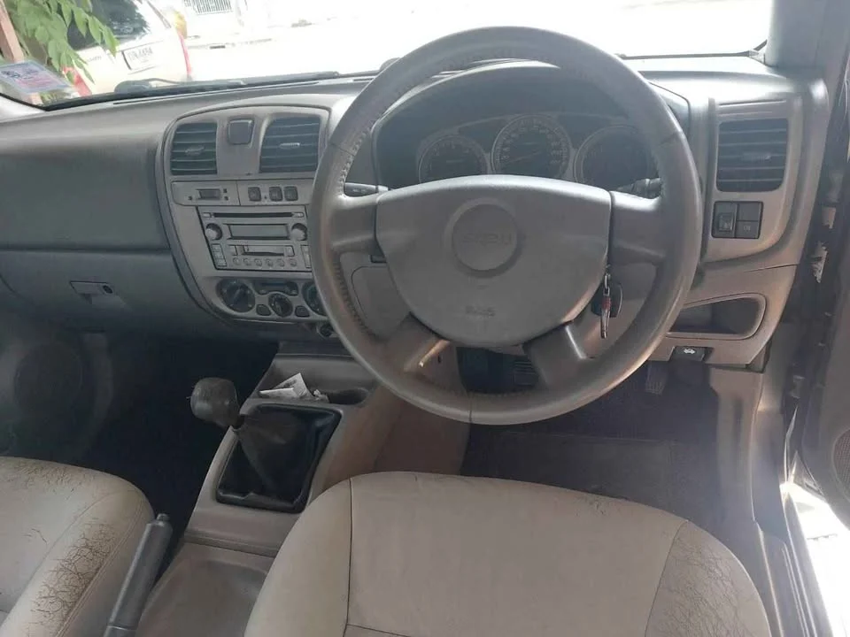 2004 Isuzu MU-7 2