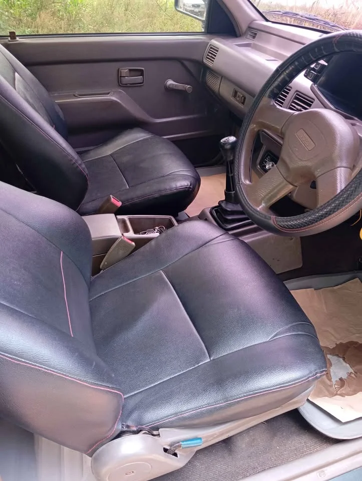 1996 Isuzu TFR III 2