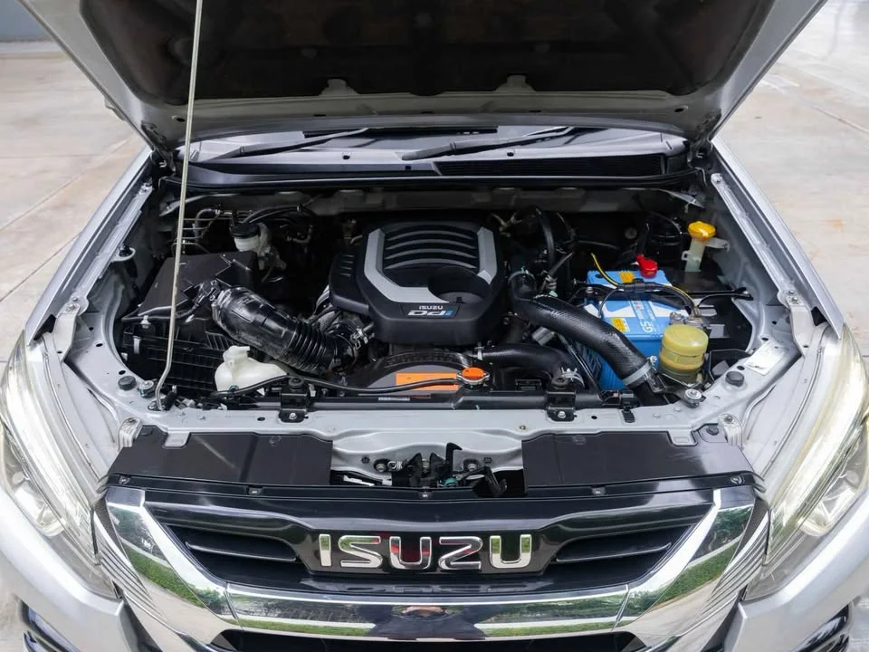 2020 Isuzu MU-X I 2