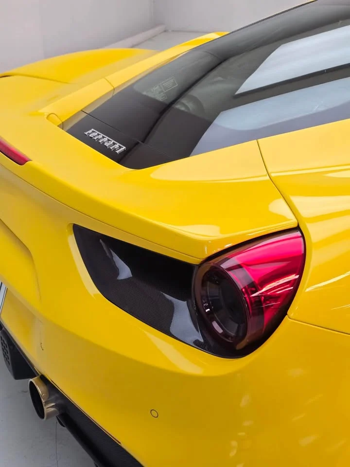 2017 Ferrari 488 2