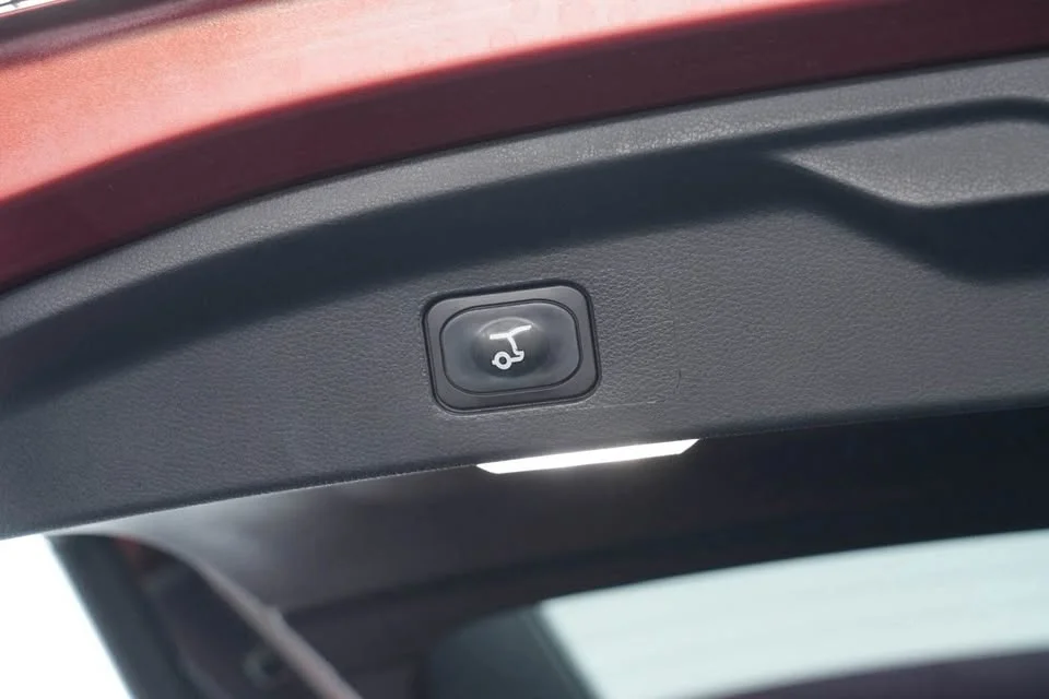 2023 Ford Everest III 2
