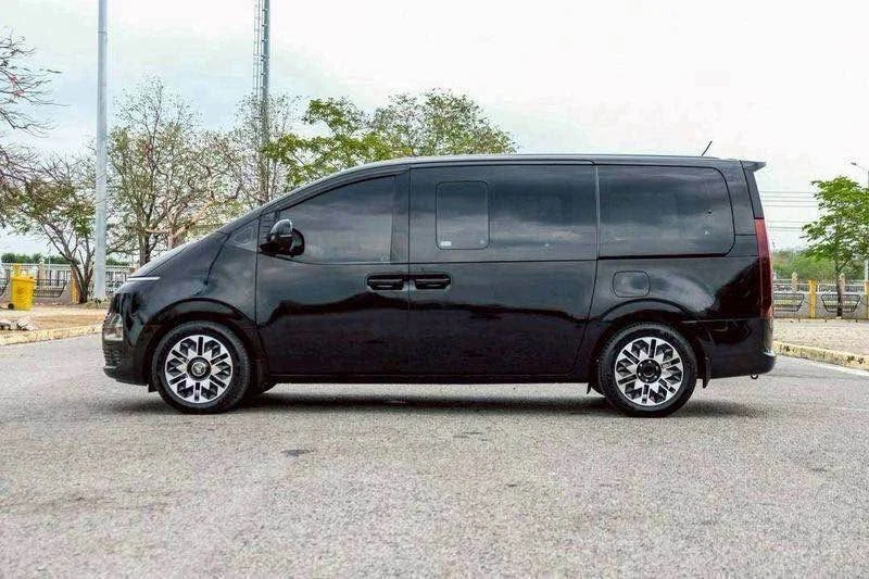 2021 Hyundai Staria US4 2