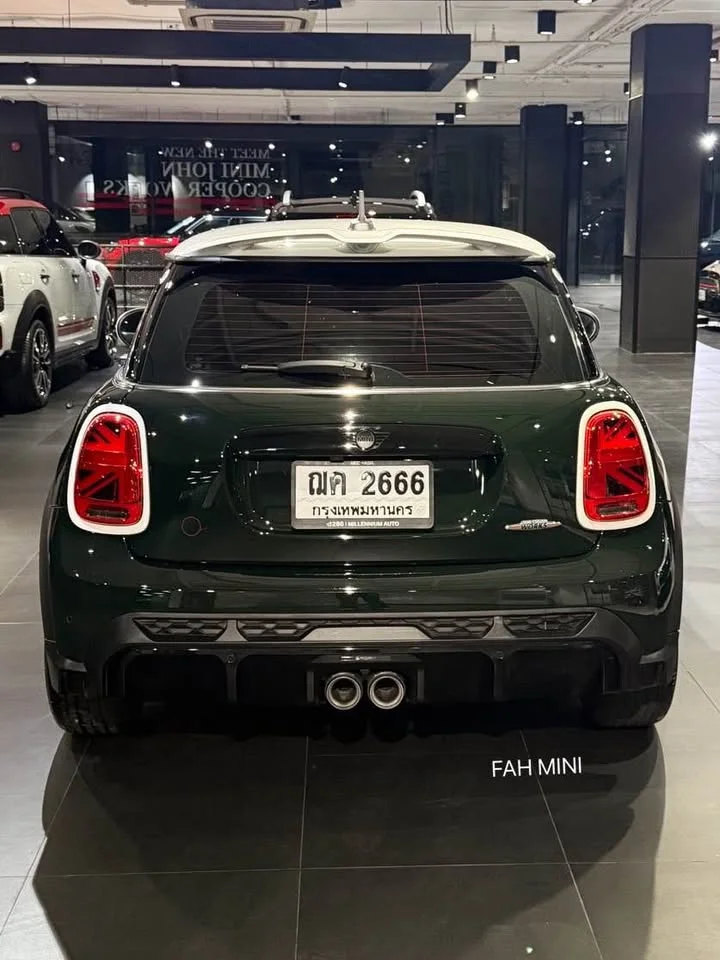 2022 Mini Hatch  III 2
