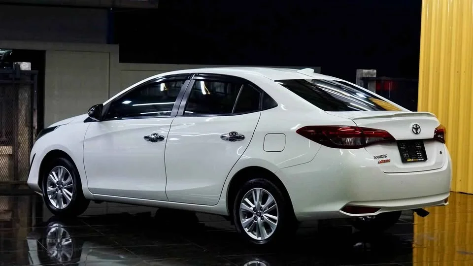 2018 Toyota Yaris ATIV III 3