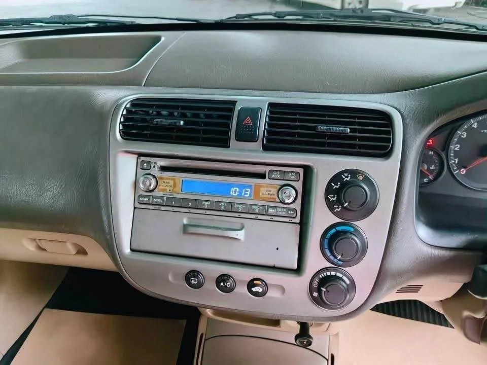 2003 Honda Civic VII 3