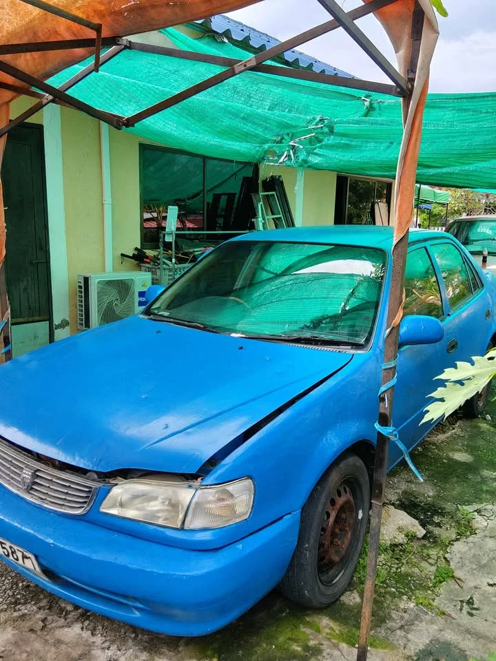 1999 Toyota Corolla Altis VIII (E110) 2