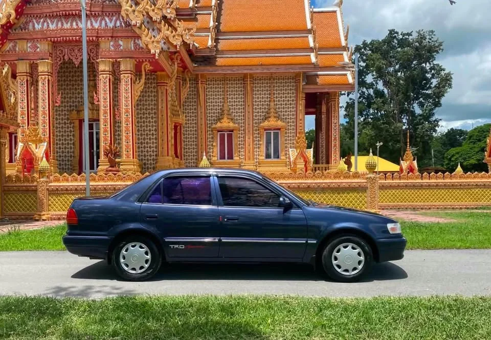 Toyota Corolla Altis VIII (E110) 2