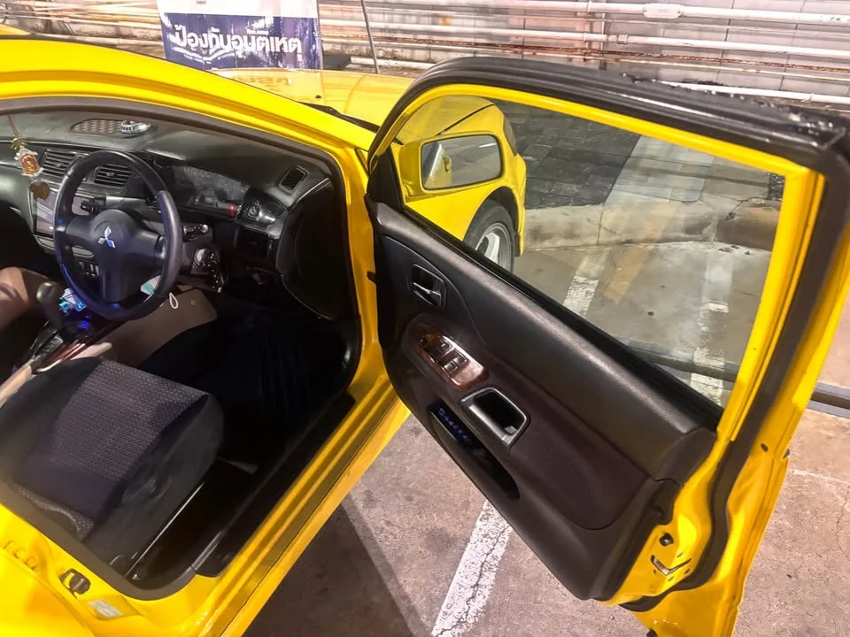 2008 Mitsubishi Lancer VIII 2