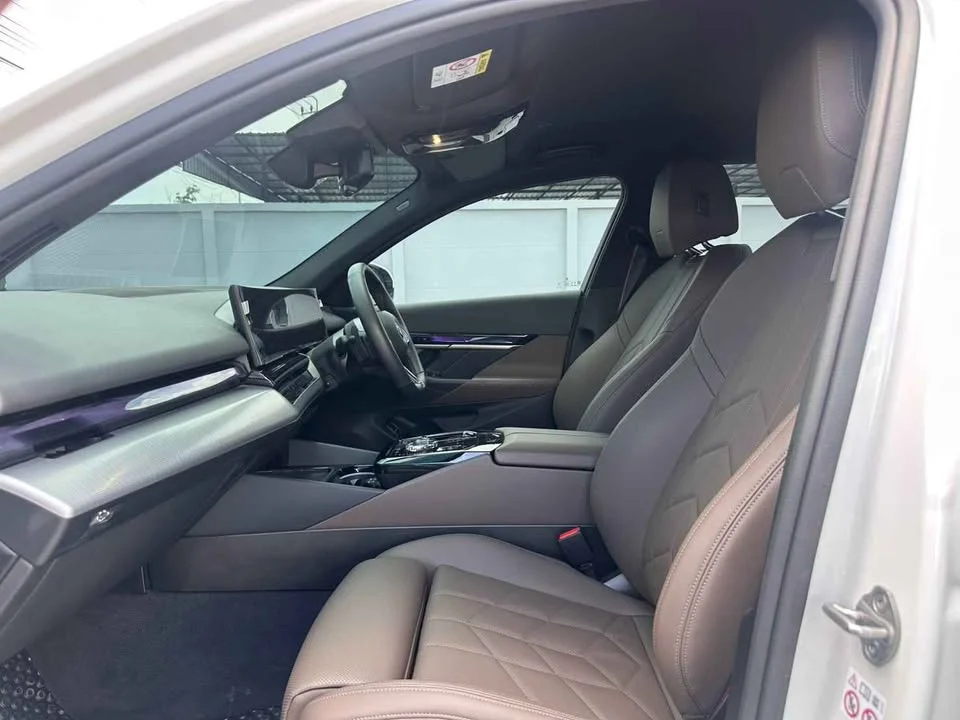 2024 BMW 5er VIII 3