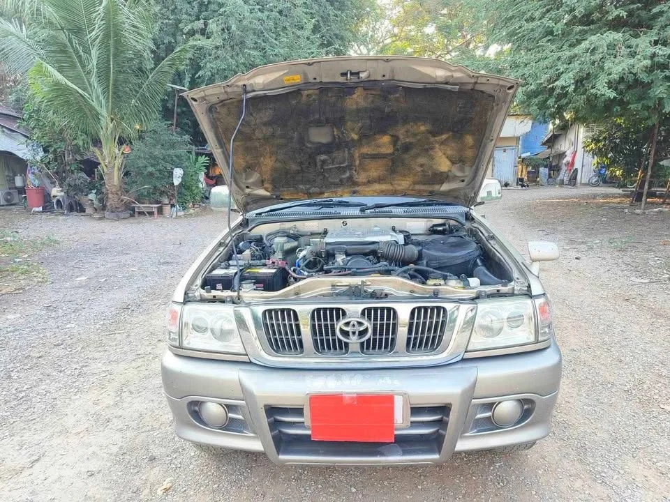 2002 Toyota Sport Rider I 3