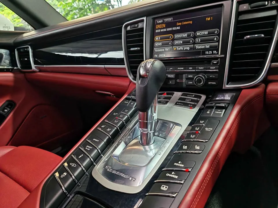 2015 Porsche Panamera I 3