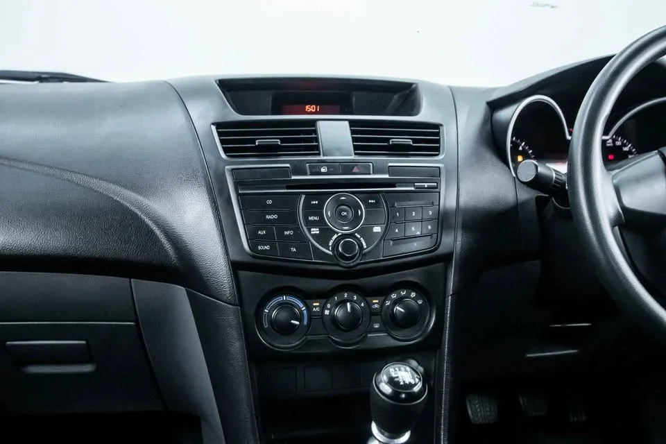 2013 Mazda BT-Series II 3