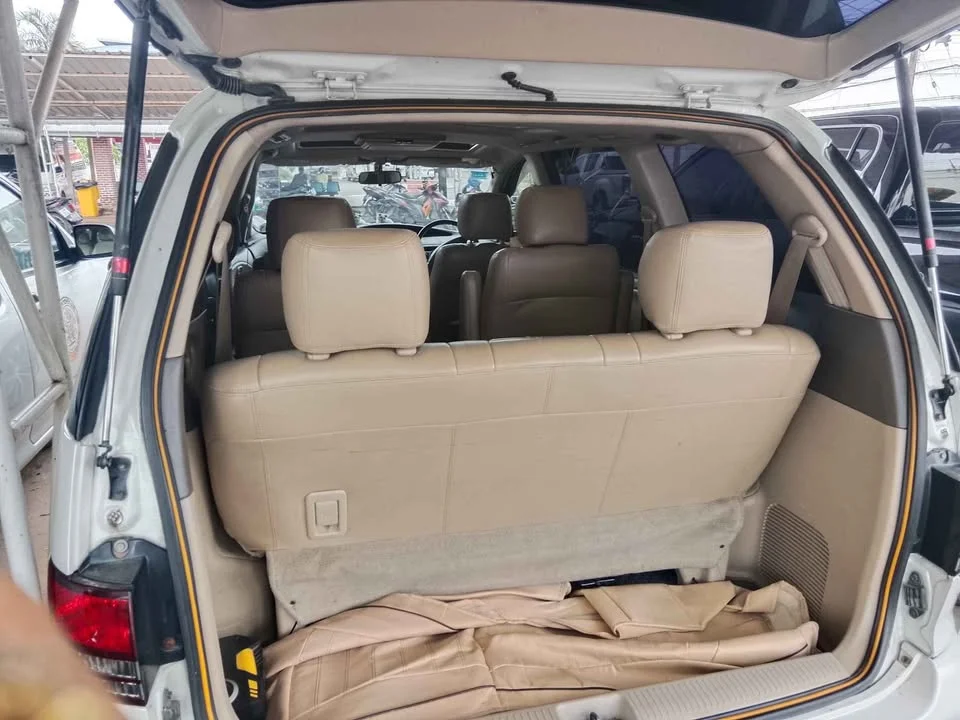 2004 Toyota Estima II 3