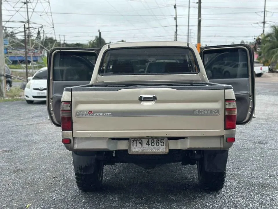 2003 Toyota Hilux Tiger VI 2